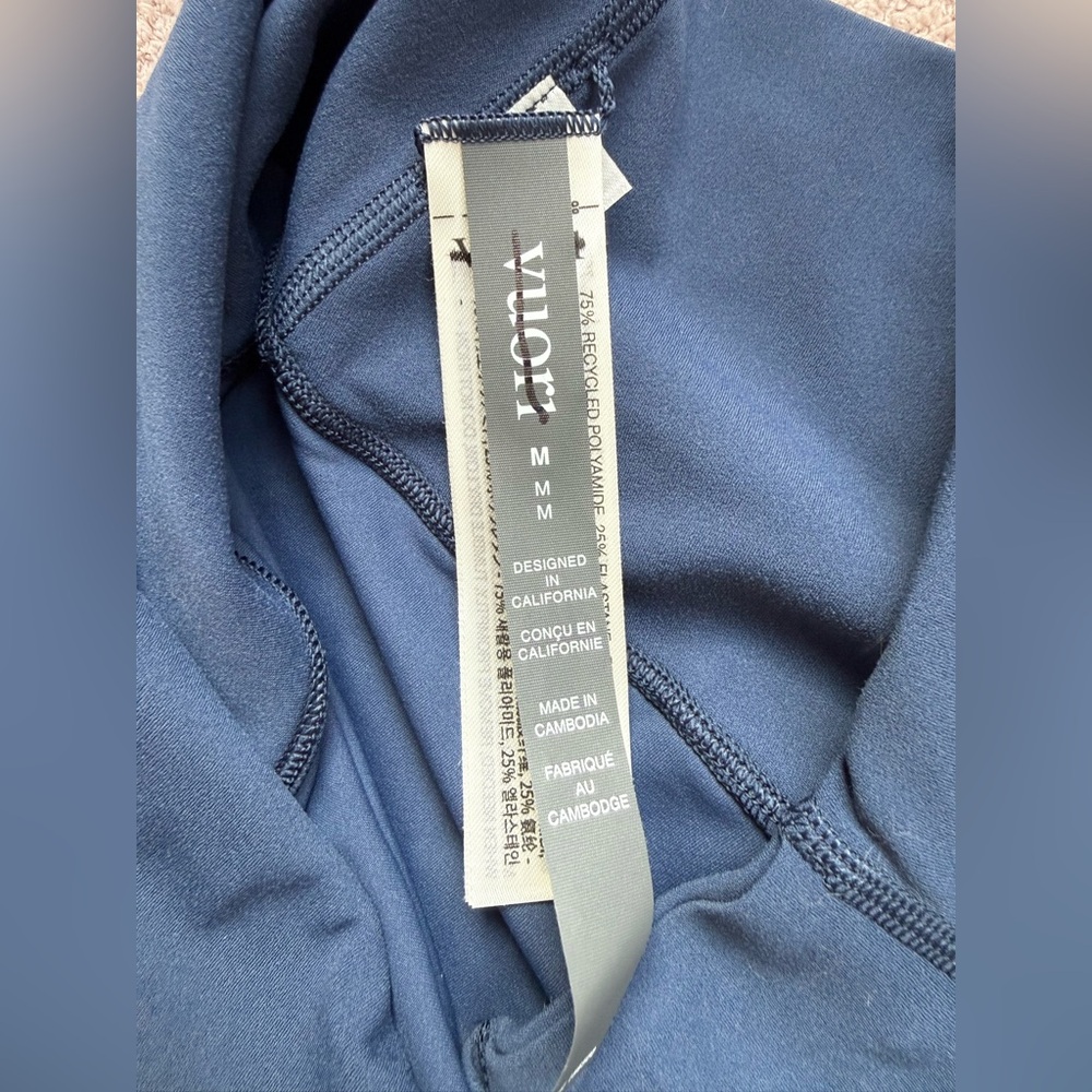 NEW- Vuori - AllTheFeels Slim Flare - BLUE COAST - Picture 5 of 5